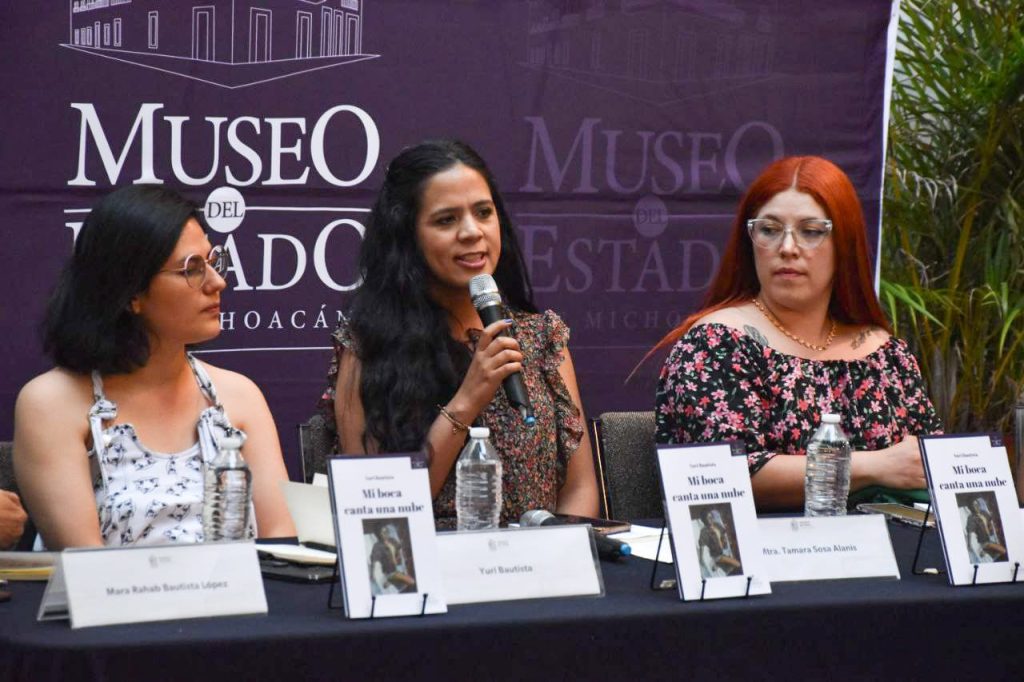 Contenedor de Arte | Se presenta el libro de la ganadora de convocatoria Palabras de Colibrí