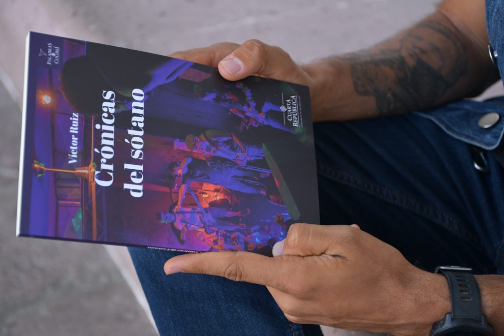 Contenedor de Arte | Editorial Cuarta República acerca literatura michoacana a municipios