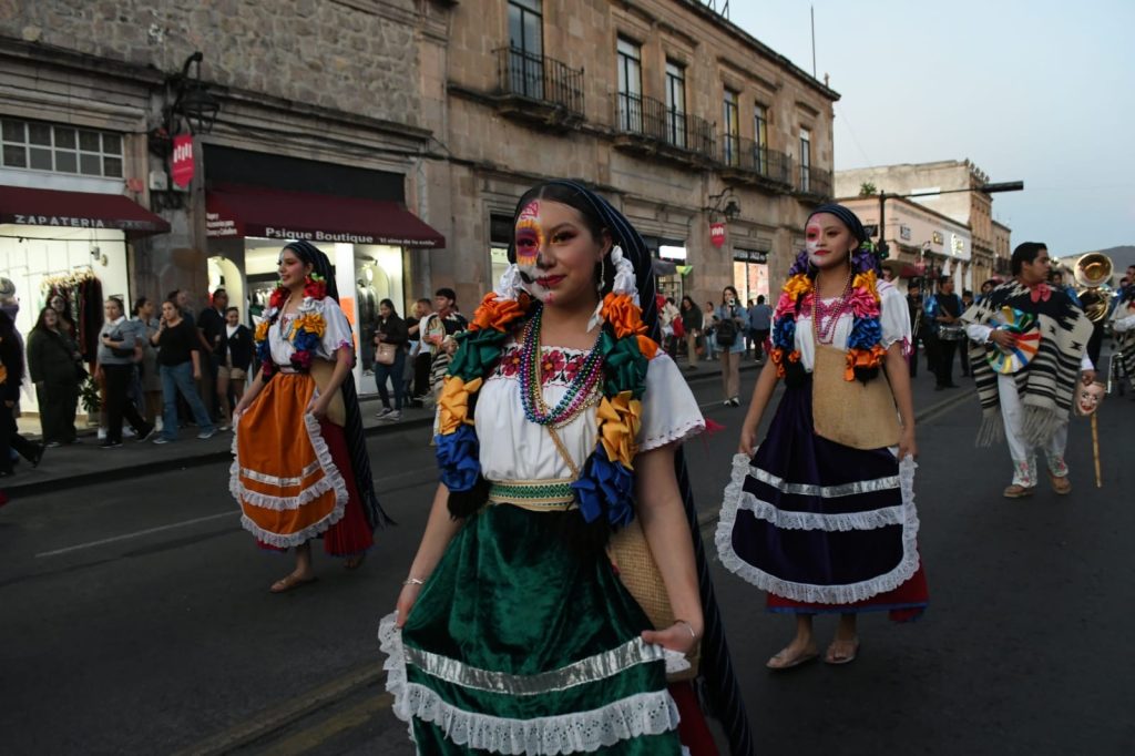 Contenedor de Arte | SeCultura Morelia arranca con éxito programa artístico cultural de Día de Muertos