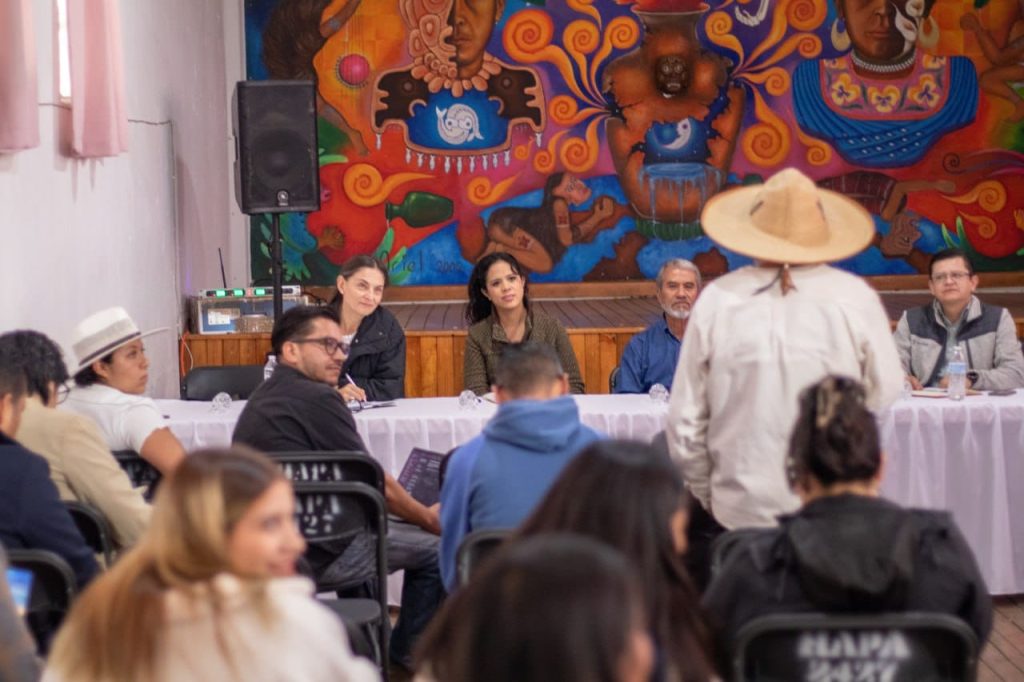 Contenedor de Arte | Diálogo con el gremio artístico fortalece Plan Michoacán por la Paz y la Justicia.