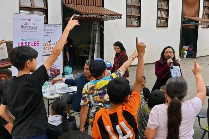 Contenedor de Arte | Ruta de Lectura llena de historias y comunidad a Pátzcuaro