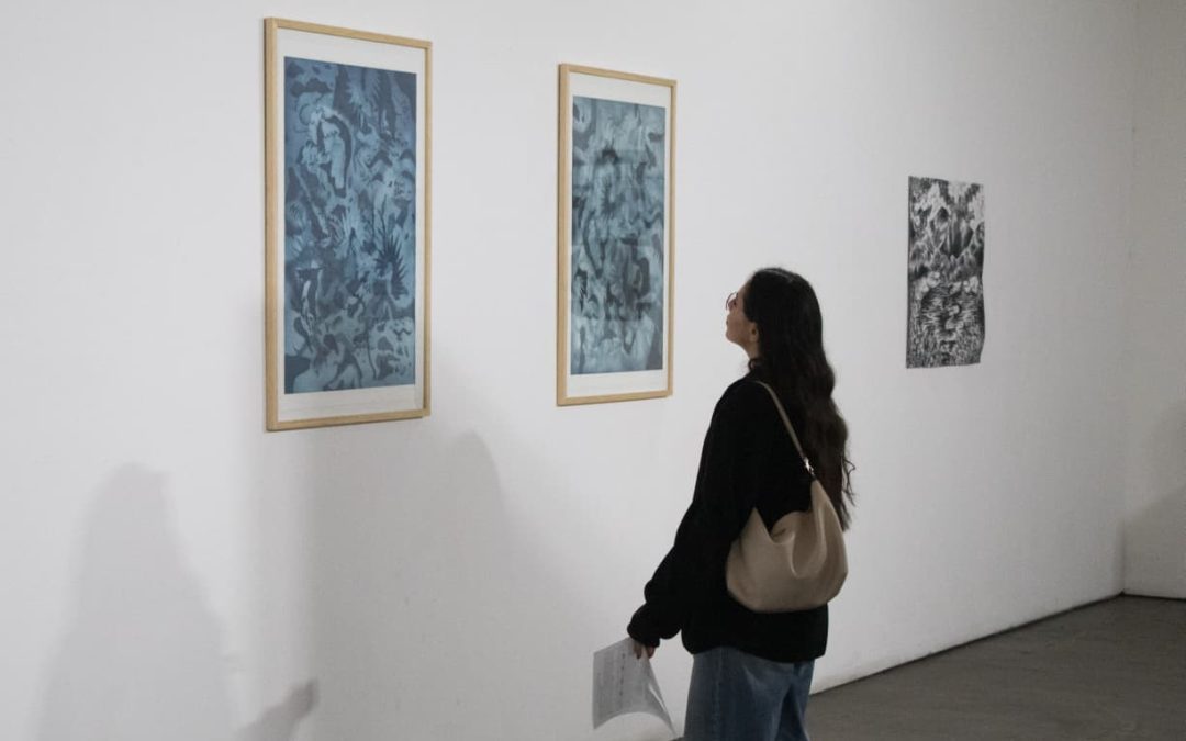 Contenedor de Arte | Entre la memoria y la materia: Disfruta de un viaje visual por las exposiciones de la Casa de Cultura