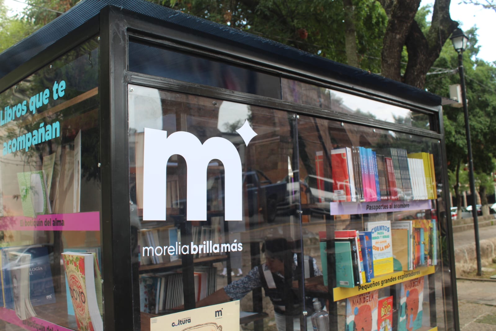 Cabinas de Lectura “Morelia se Lee” consolidan su éxito durante su primer mes de operación