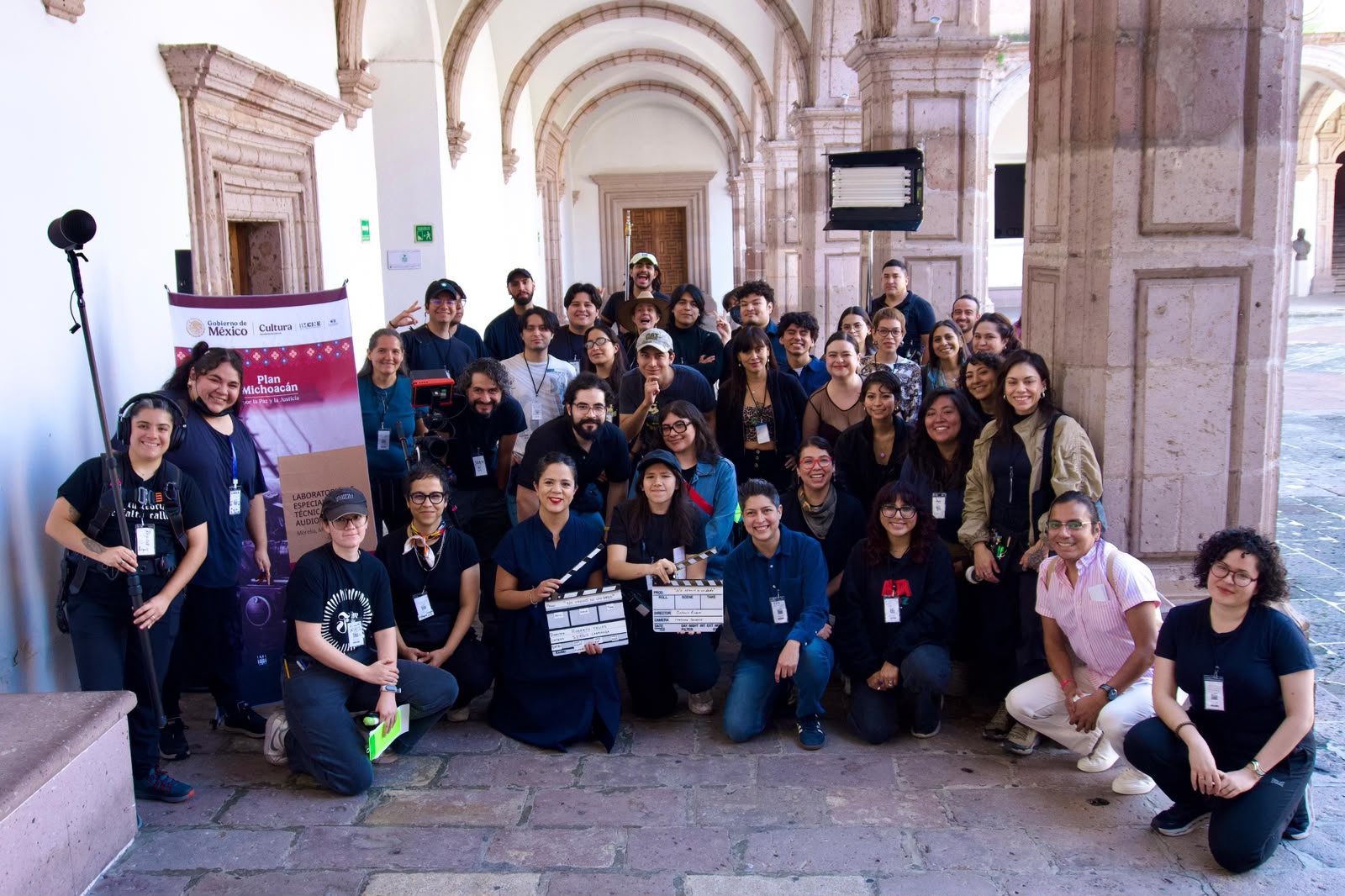 Contenedor de Arte | Plan Michoacán beneficia a más de 7 mil artistas y gestores culturales en el estado