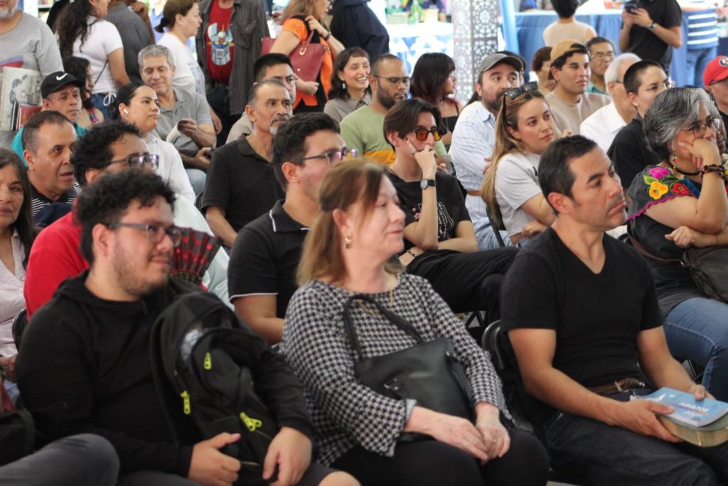 Contenedor de Arte | Adrián Chávez conquista al público de la 5ta Fillm