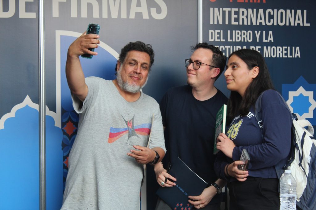 Contenedor de Arte | Adrián Chávez conquista al público de la 5ta Fillm