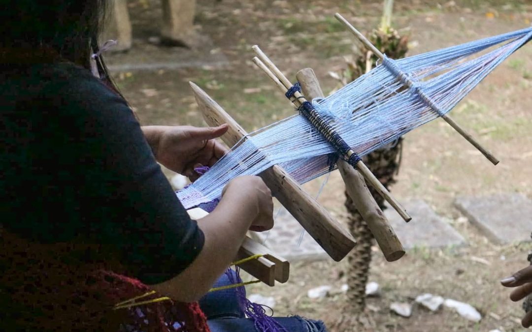 Taller de telar de cintura y de pedal en el Jesuita de Pátzcuaro